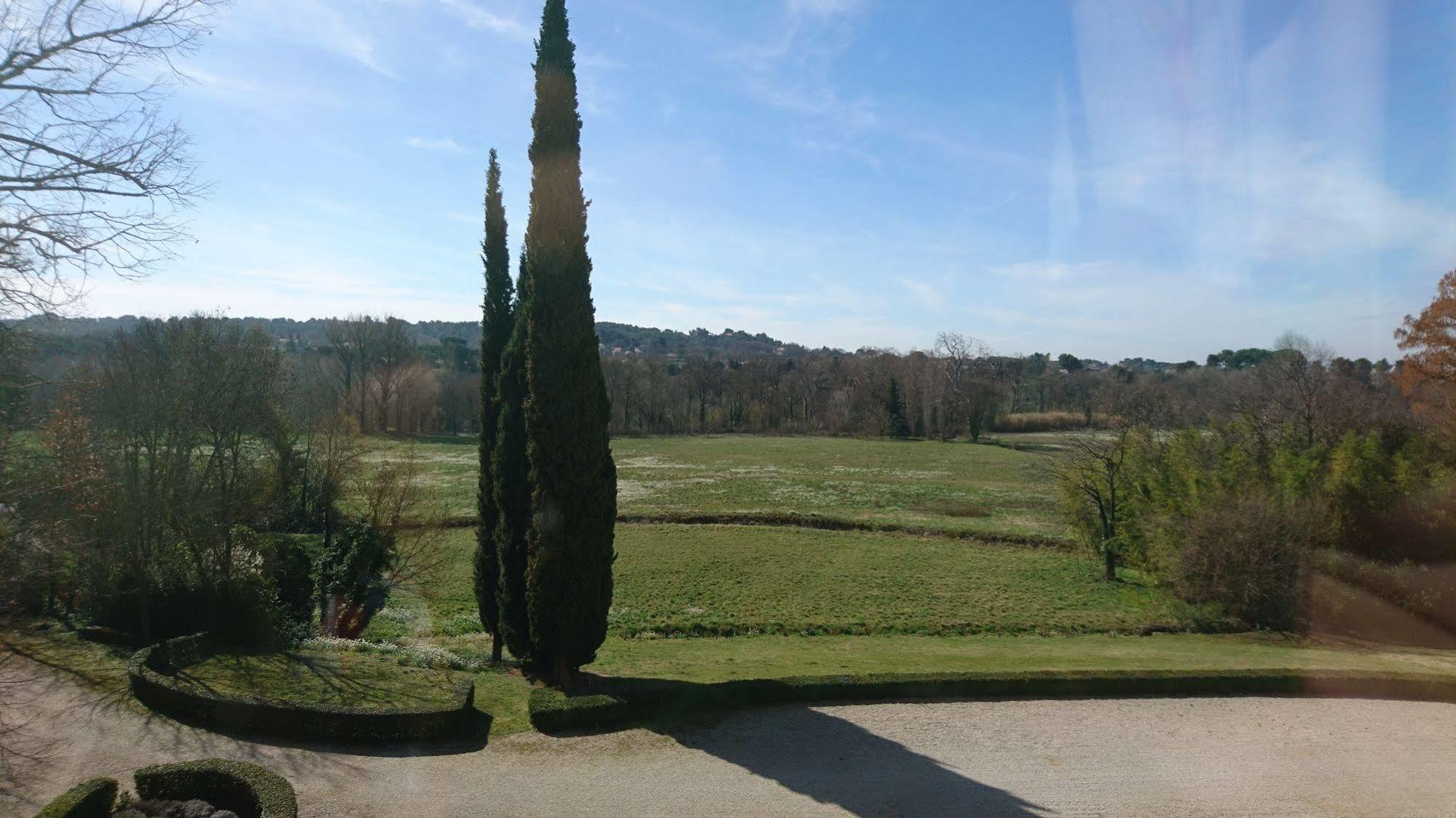 Chateau Martinay Hotel Carpentras Esterno foto